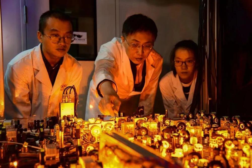 強化政治擔當 續(xù)寫教育新篇 為高質(zhì)量發(fā)展提供基礎性戰(zhàn)略性支撐